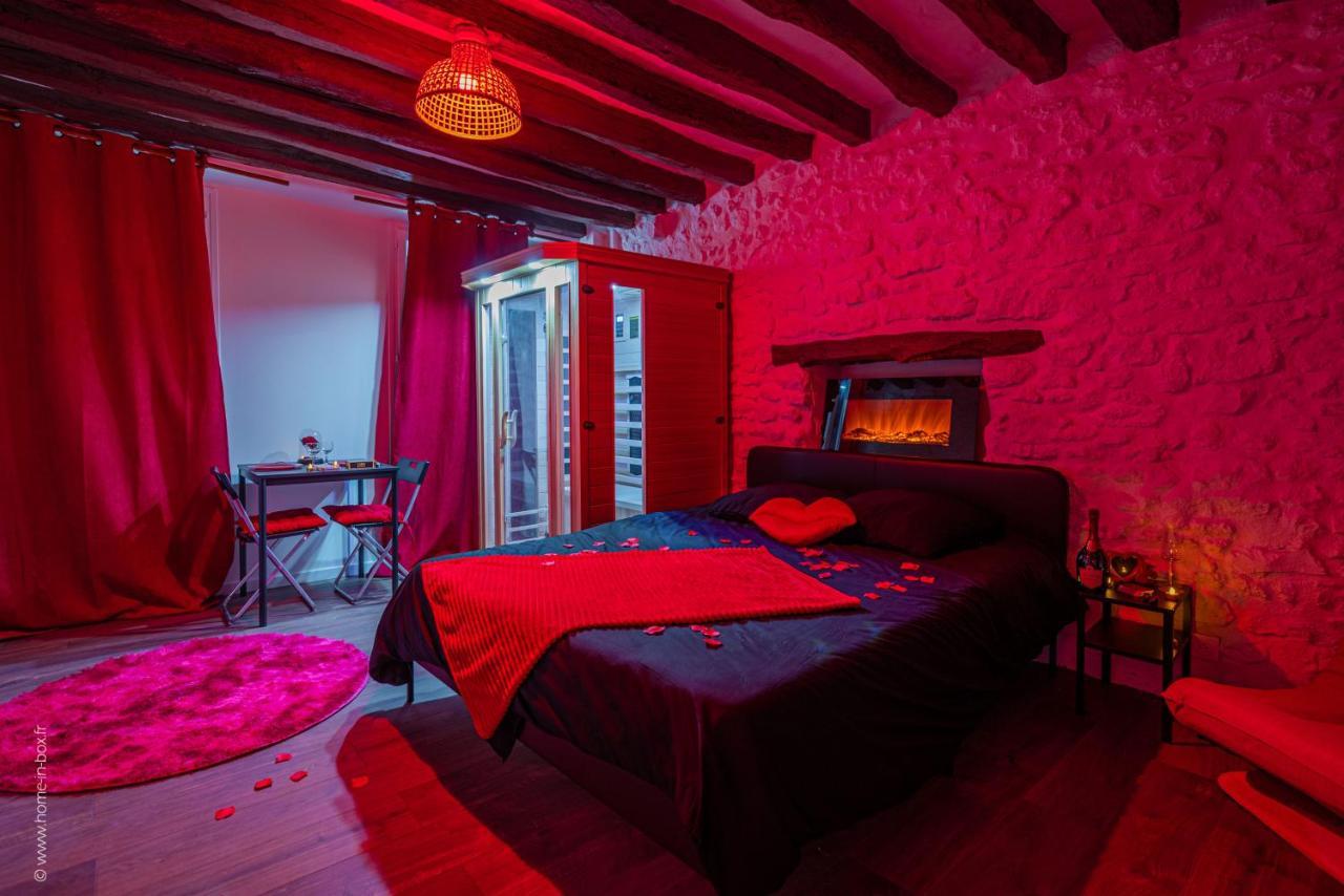 Love Room - Sauna - Secret Suite Au Calme 埃坦普 外观 照片