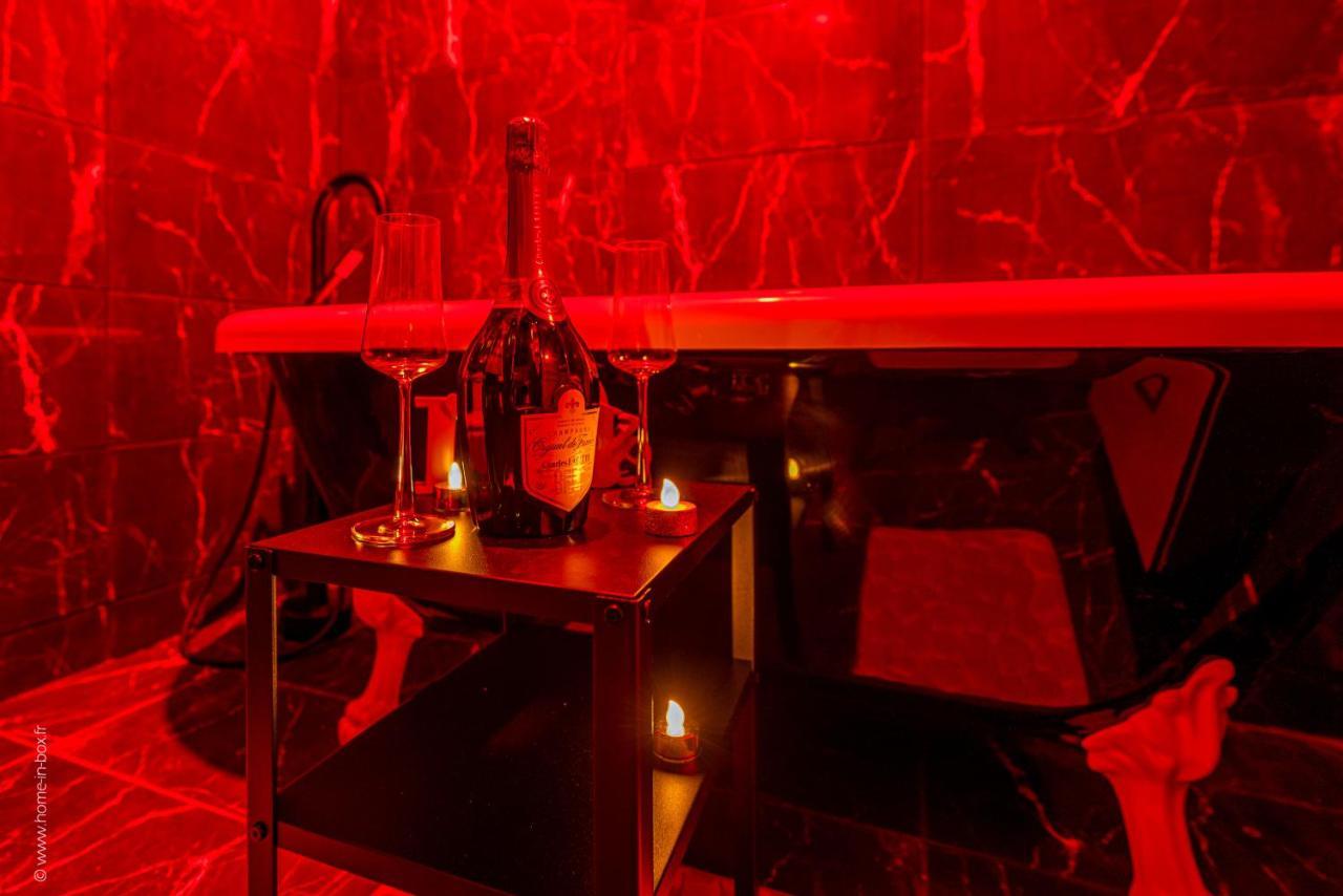 Love Room - Sauna - Secret Suite Au Calme 埃坦普 外观 照片