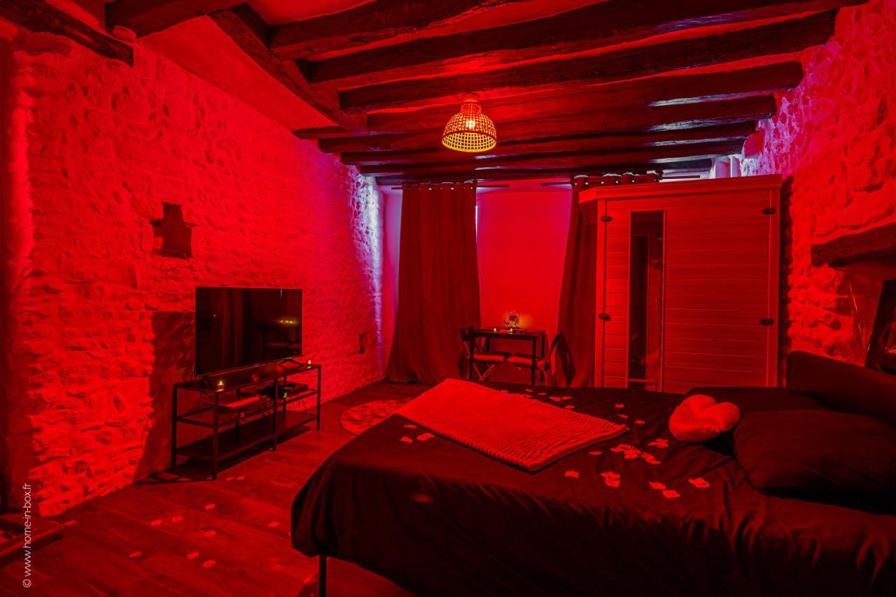 Love Room - Sauna - Secret Suite Au Calme 埃坦普 外观 照片