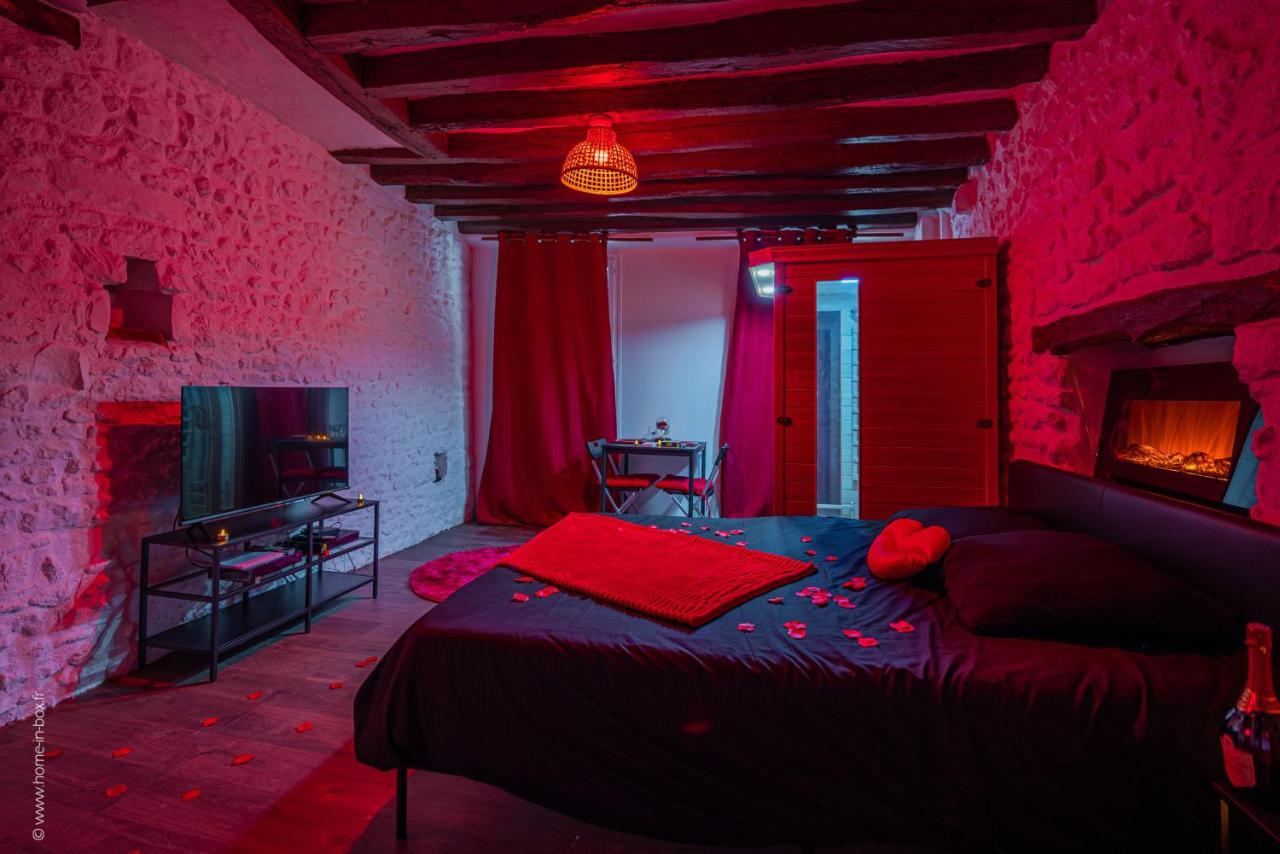 Love Room - Sauna - Secret Suite Au Calme 埃坦普 外观 照片