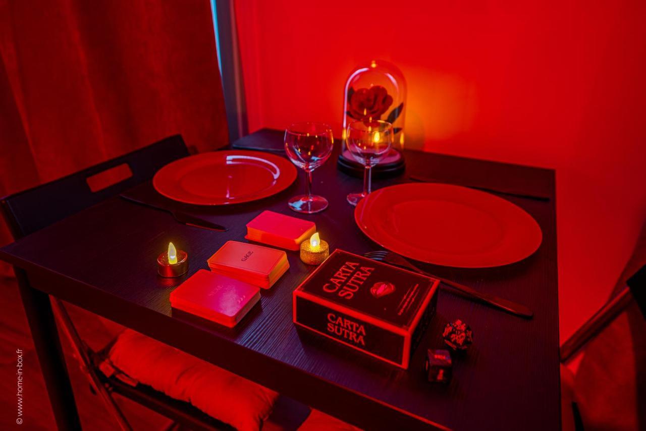 Love Room - Sauna - Secret Suite Au Calme 埃坦普 外观 照片